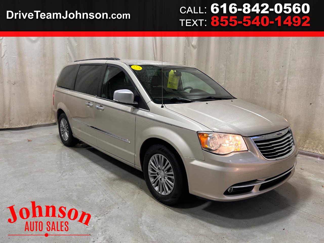 2013 Chrysler Town & Country Touring-L