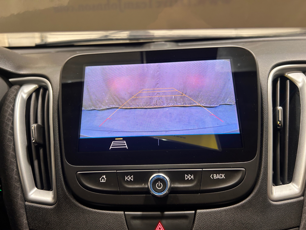 Chevrolet Malibu 4dr Sdn LS w/1FL 2019