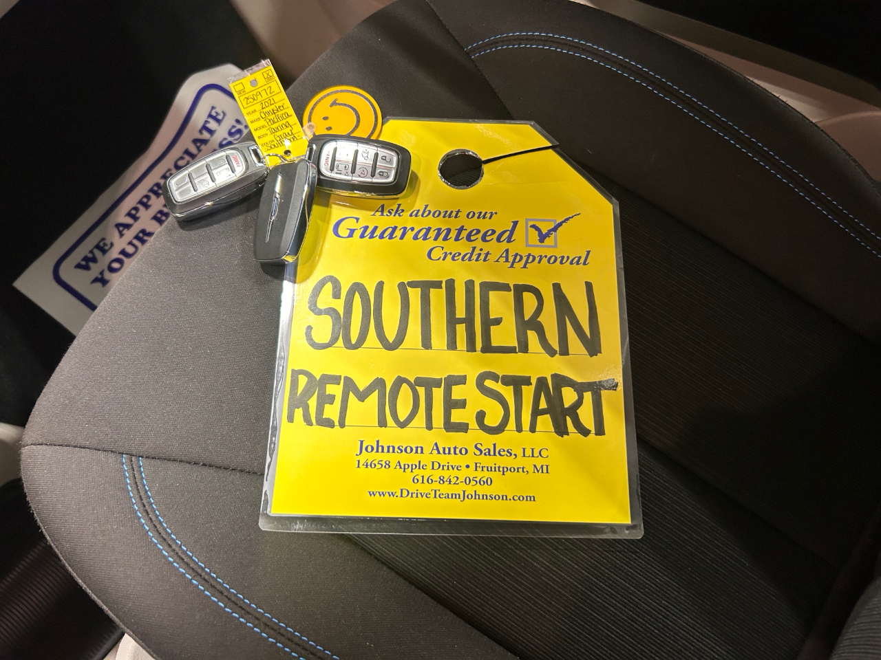 Chrysler Pacifica Touring FWD 2021