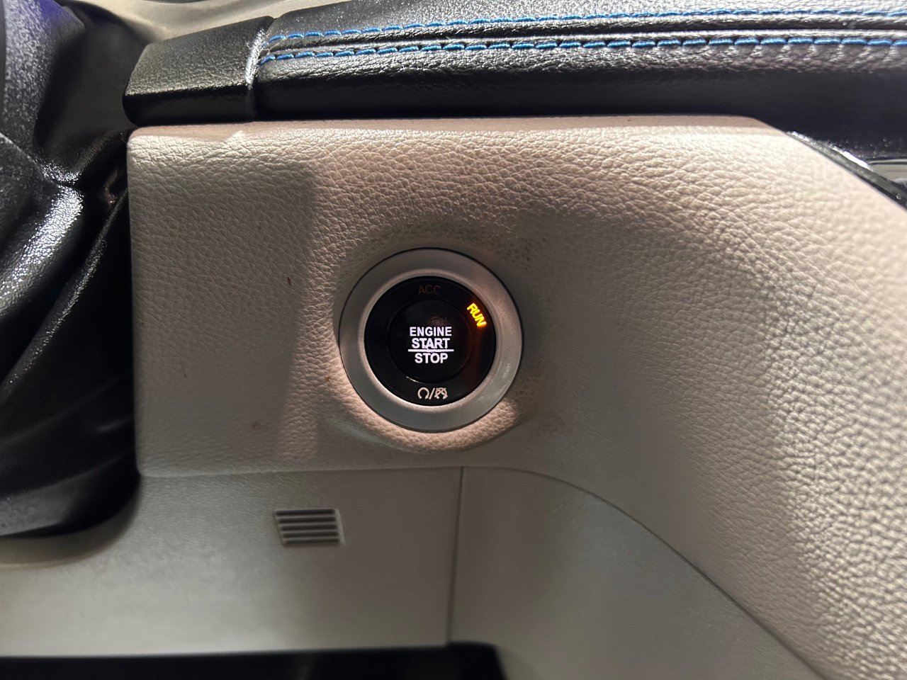 Chrysler Pacifica Touring FWD 2021