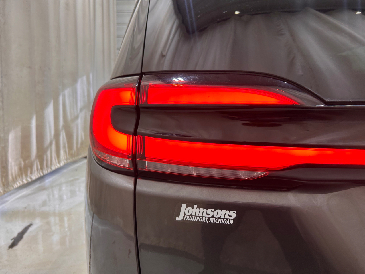 Chrysler Pacifica Touring FWD 2021