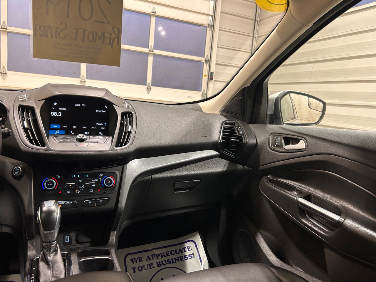 Ford Escape SEL 4WD 2019