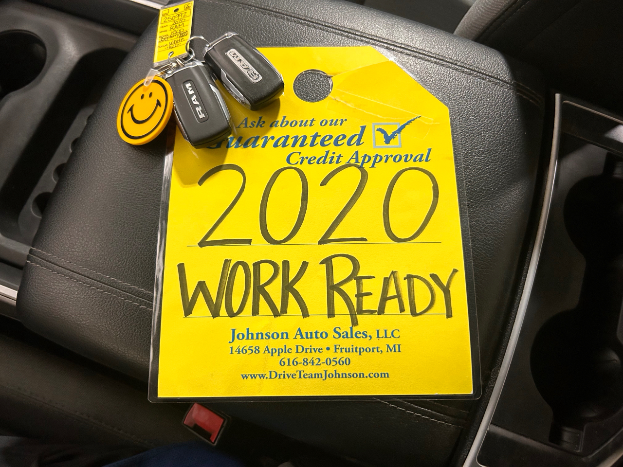 RAM 1500 Big Horn 4x4 Quad Cab 6'4" Box 2020