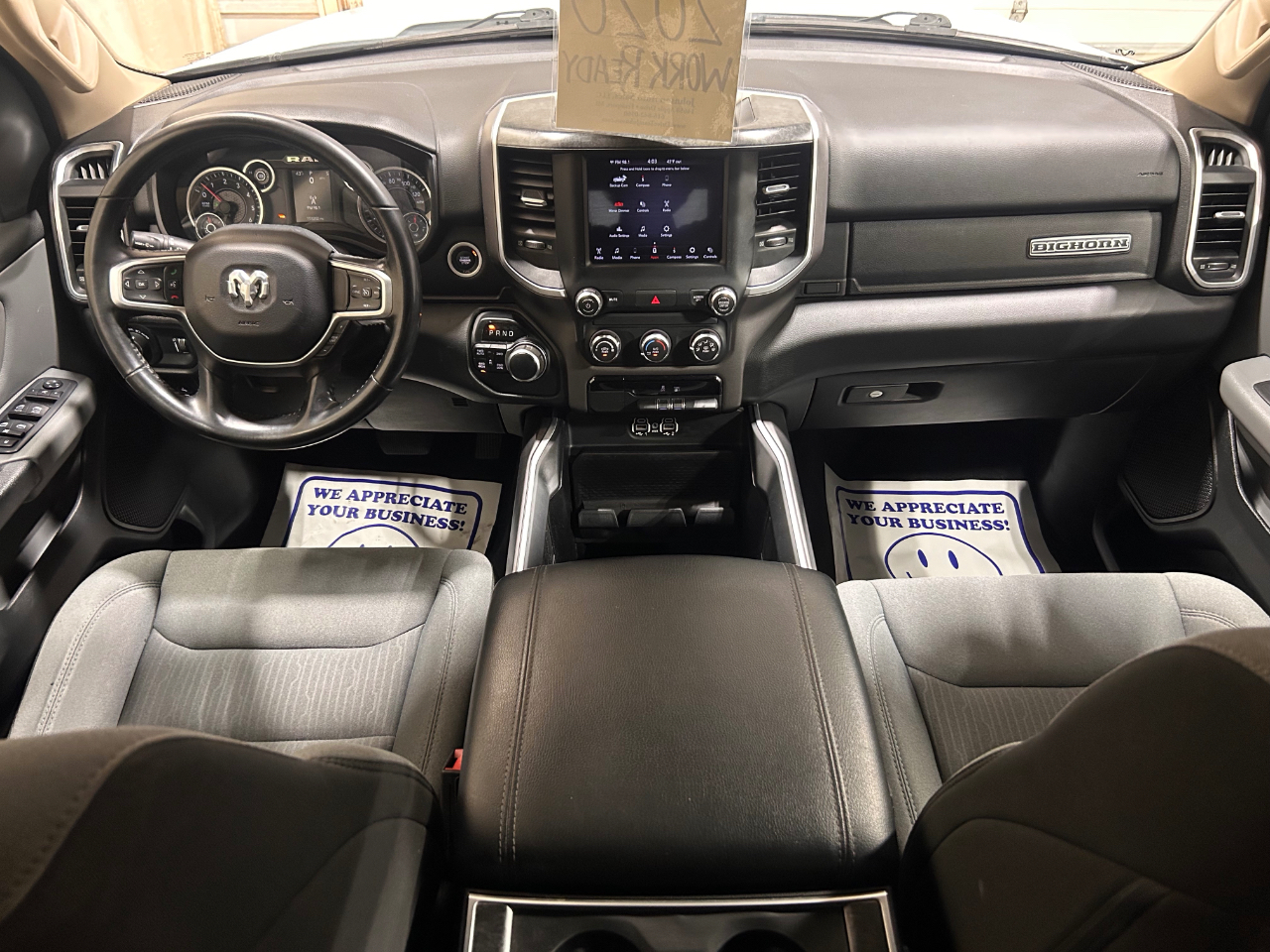 RAM 1500 Big Horn 4x4 Quad Cab 6'4" Box 2020