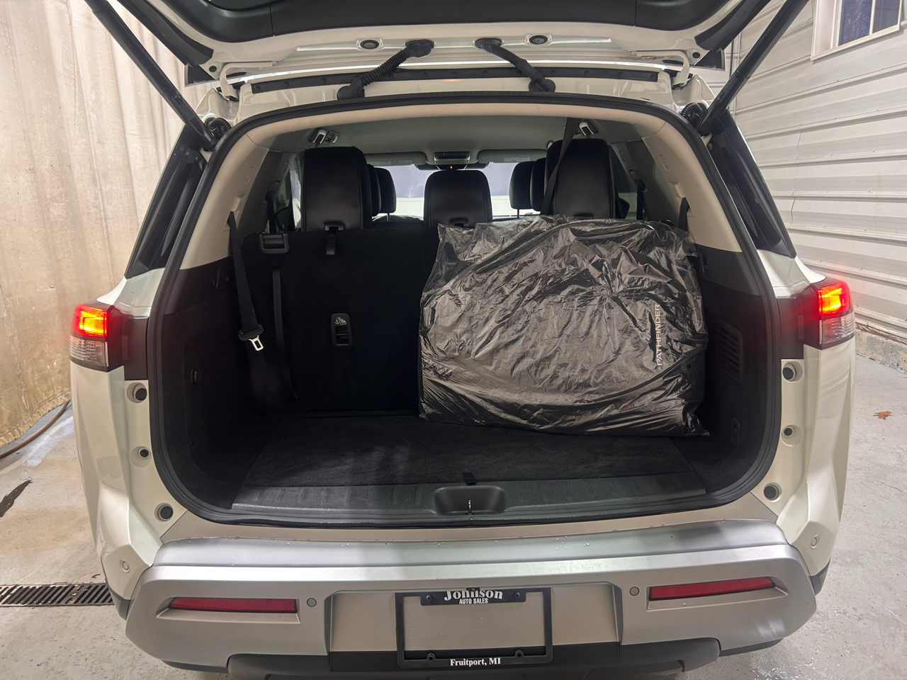 Nissan Pathfinder SL 4WD 2023