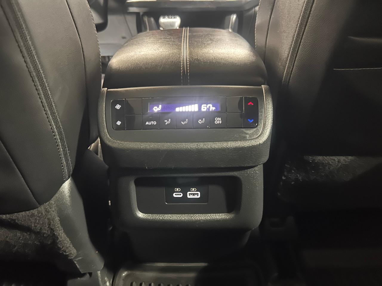 Nissan Pathfinder SL 4WD 2023