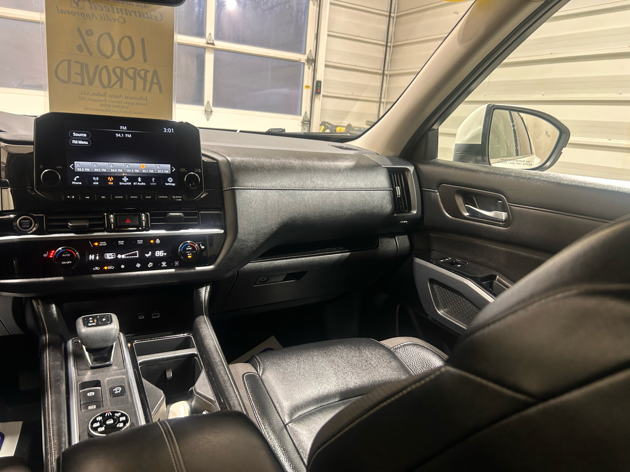 Nissan Pathfinder SL 4WD 2023