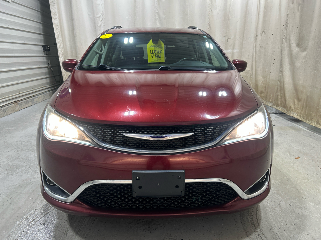 Chrysler Pacifica Touring L FWD 2019