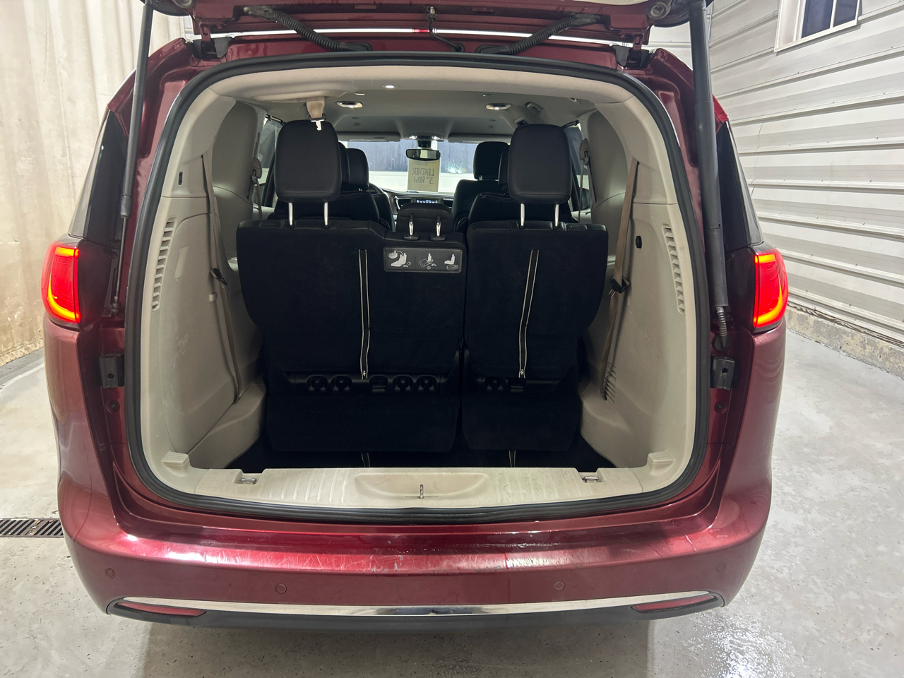 Chrysler Pacifica Touring L FWD 2019