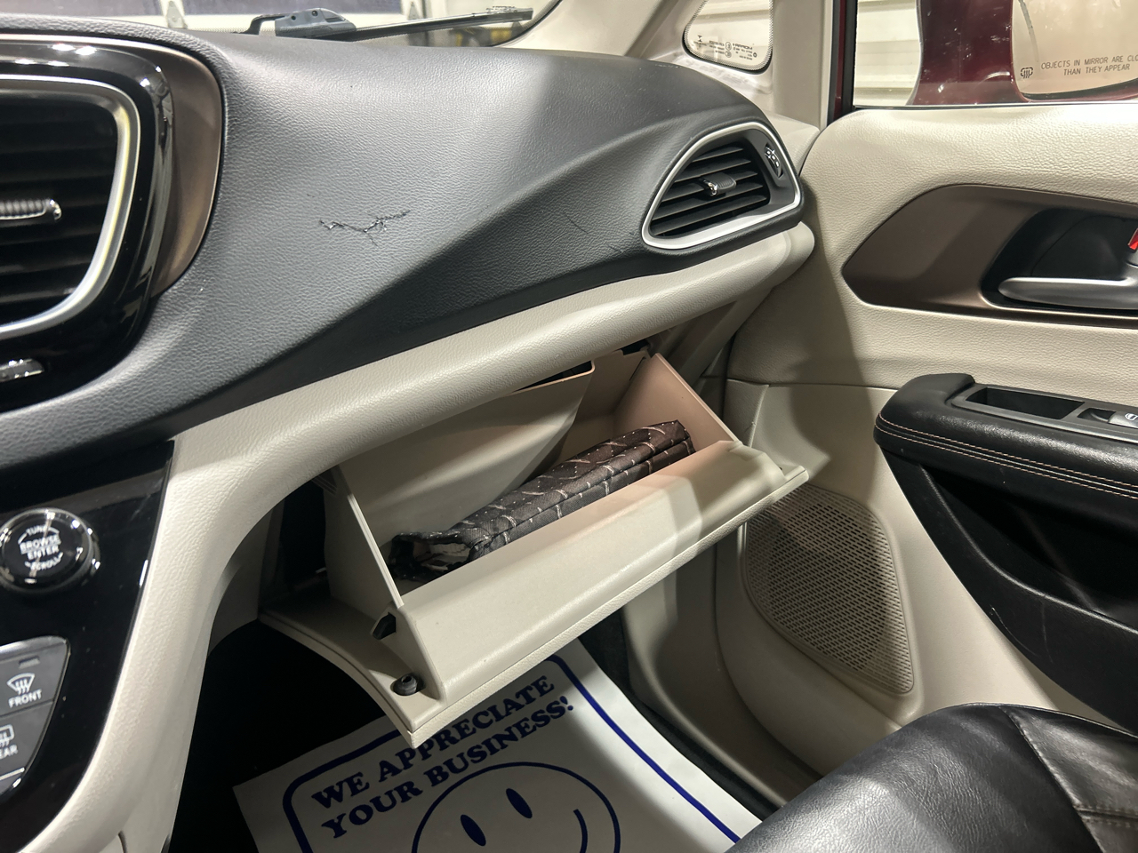 Chrysler Pacifica Touring L FWD 2019