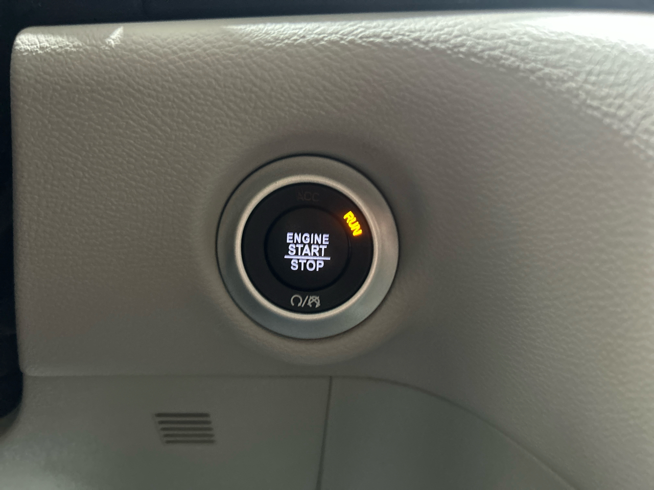 Chrysler Pacifica Touring L FWD 2019