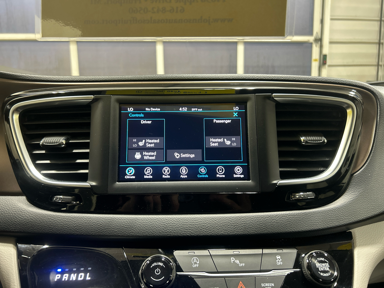 Chrysler Pacifica Touring L FWD 2019