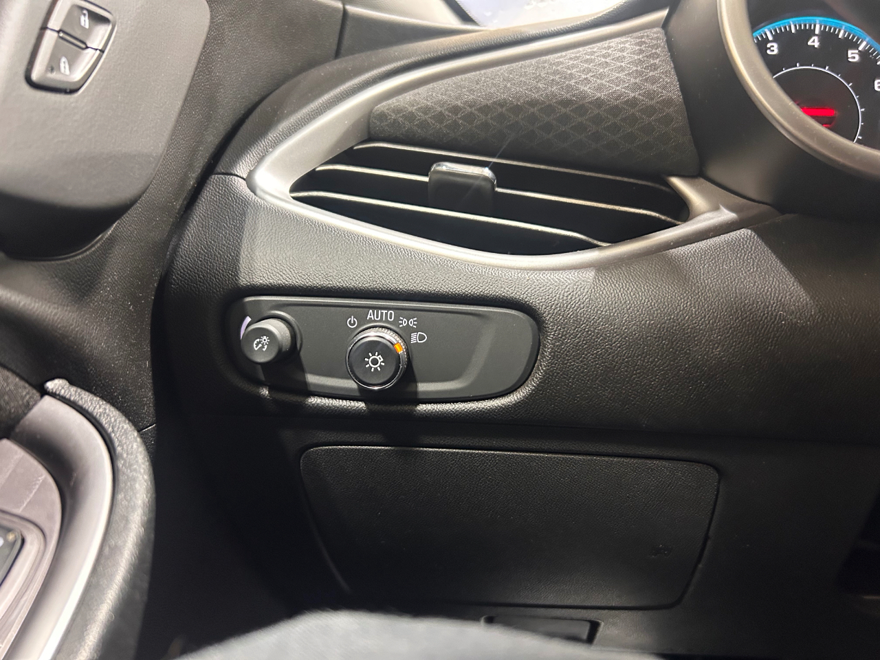 Chevrolet Malibu 4dr Sdn LS w/1LS 2018