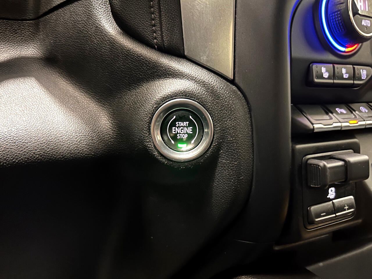 Chevrolet Silverado 1500 4WD Crew Cab 147" LTZ 2021