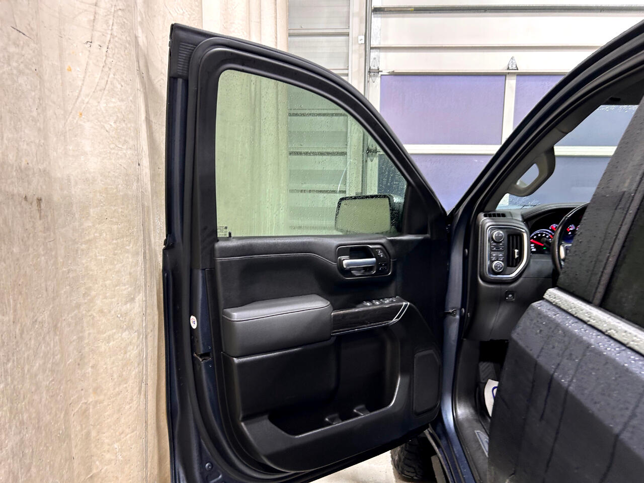 Chevrolet Silverado 1500 4WD Crew Cab 147" LTZ 2021