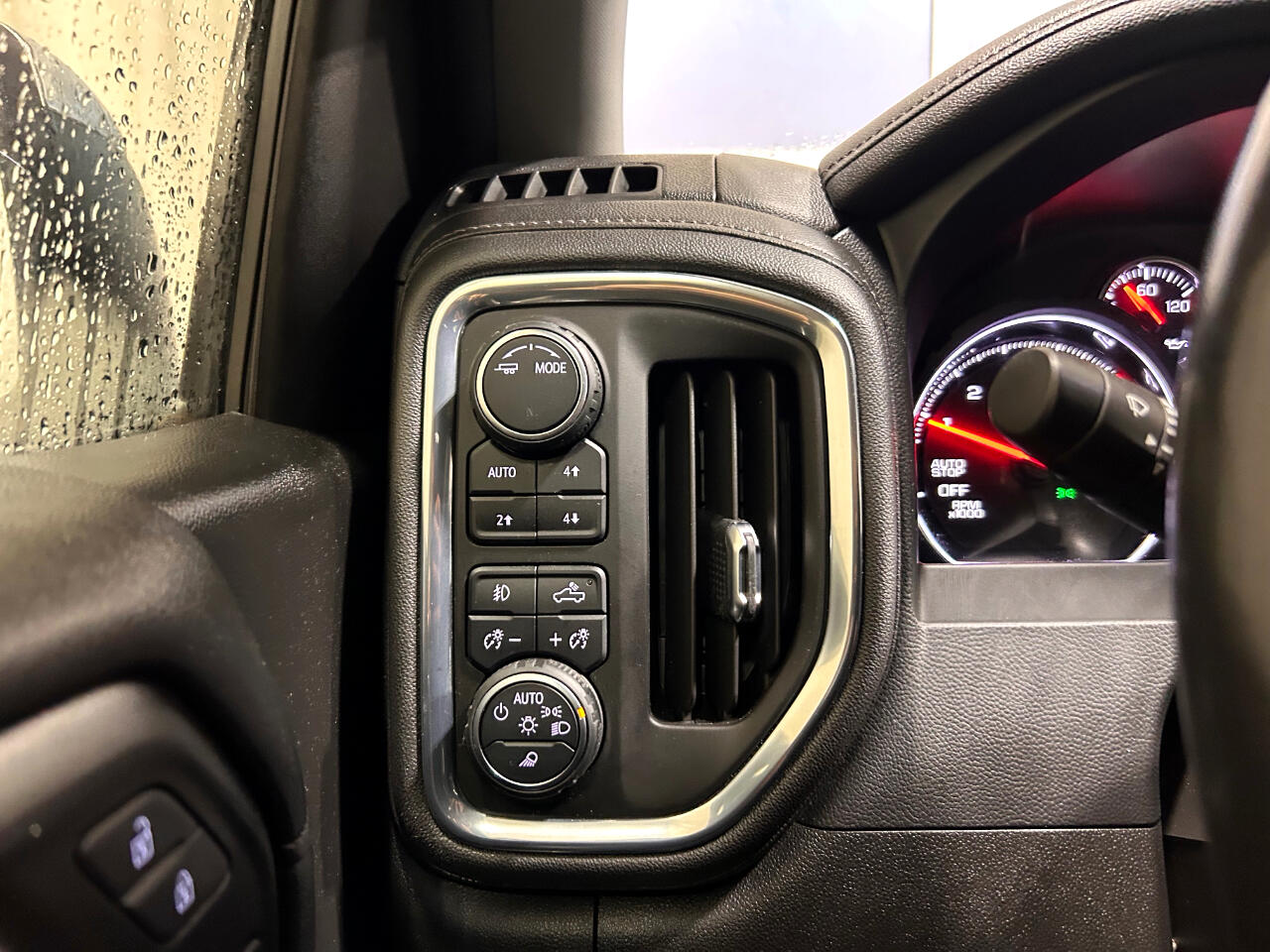 Chevrolet Silverado 1500 4WD Crew Cab 147" LTZ 2021