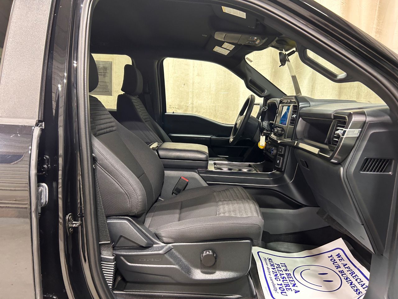 Ford F-150 XL 4WD SuperCrew 5.5' Box 2023