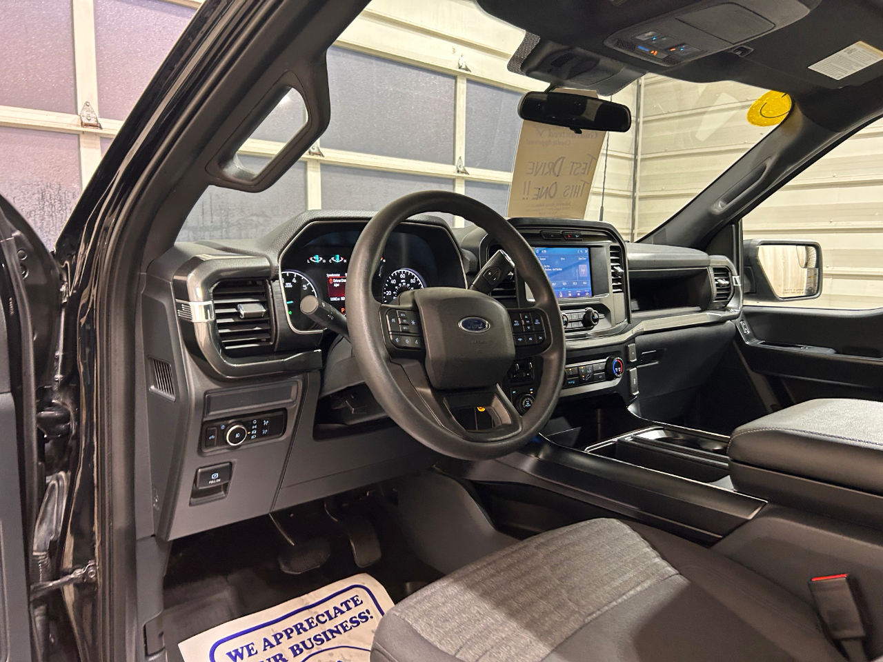 Ford F-150 XL 4WD SuperCrew 5.5' Box 2023