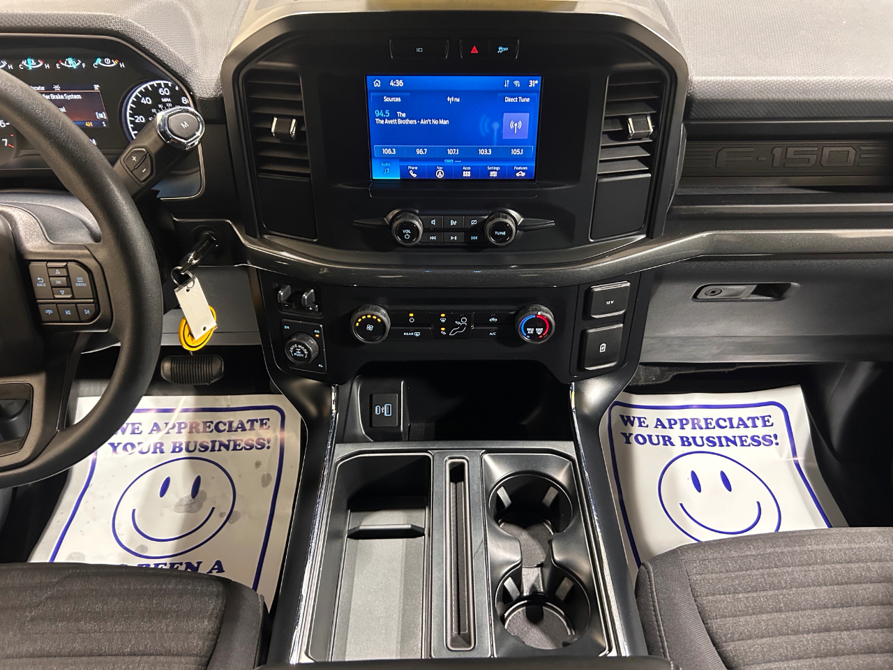 Ford F-150 XL 4WD SuperCrew 5.5' Box 2023