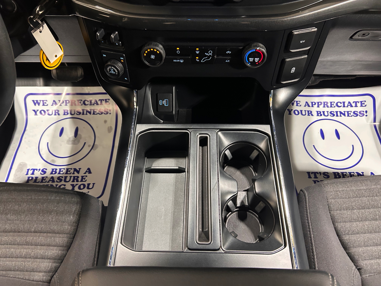 Ford F-150 XL 4WD SuperCrew 5.5' Box 2023