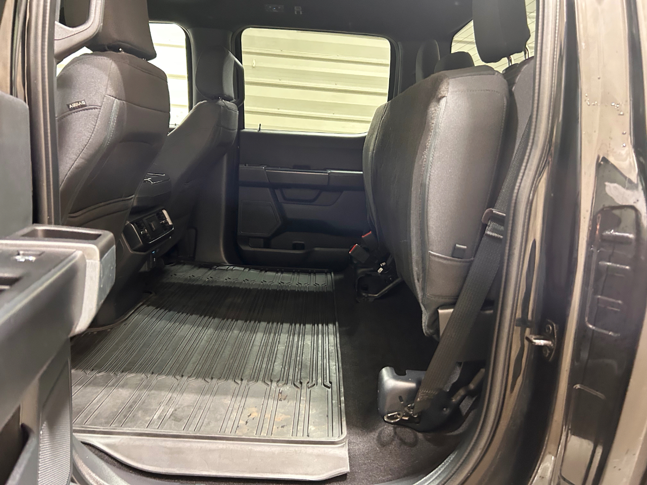 Ford F-150 XL 4WD SuperCrew 5.5' Box 2023