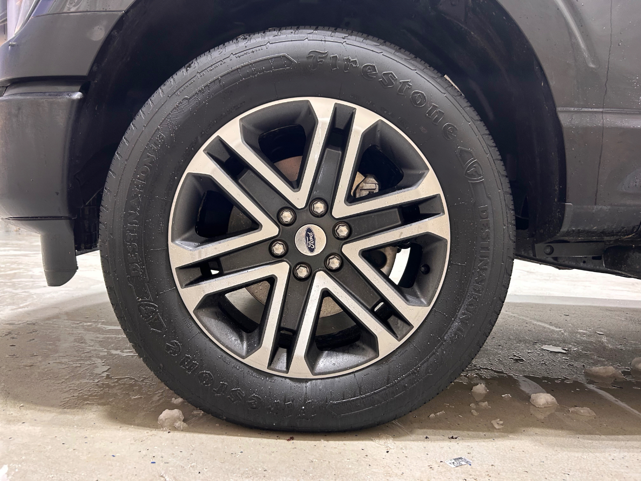 Ford F-150 XL 4WD SuperCrew 5.5' Box 2023