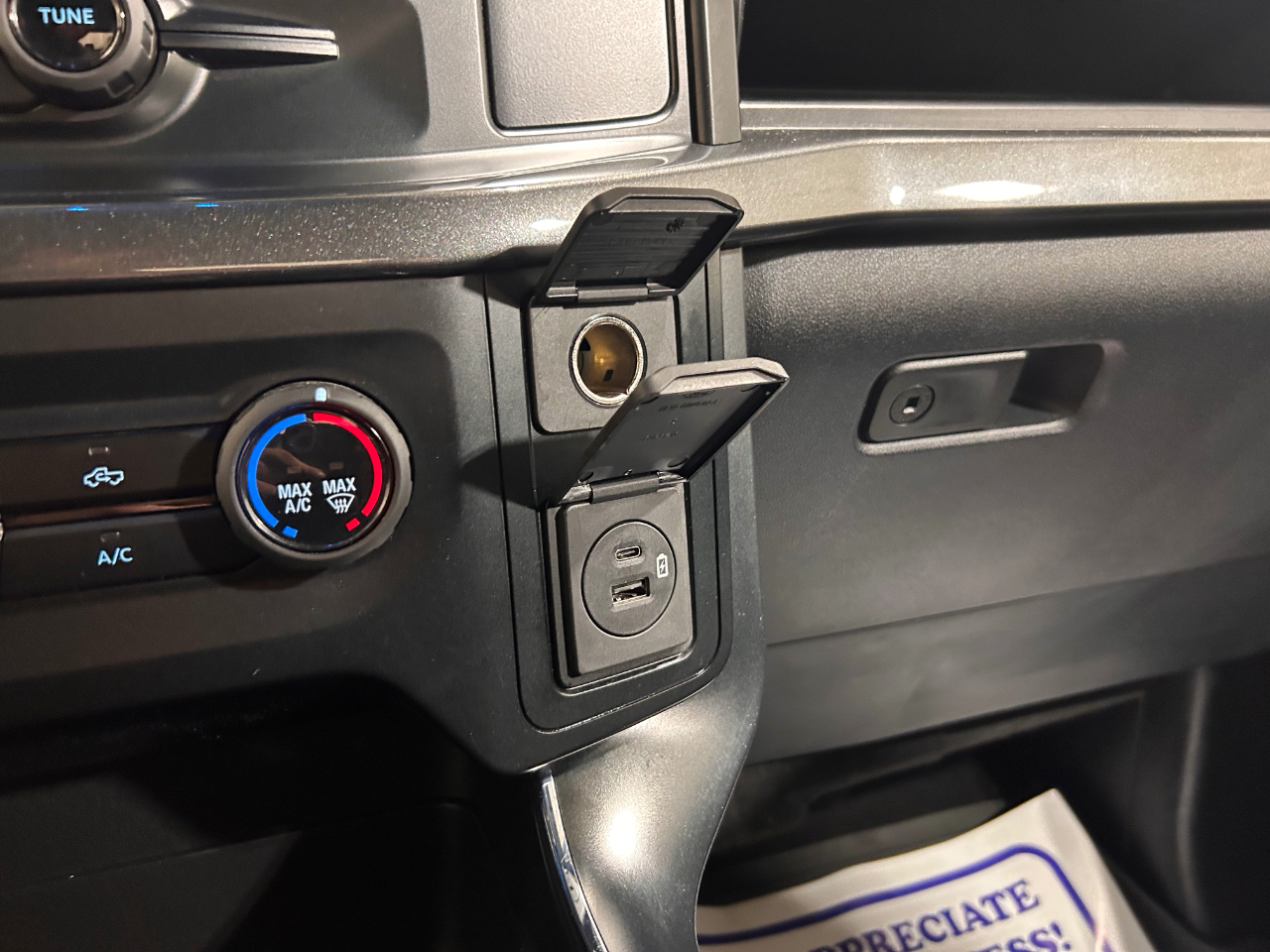 Ford F-150 XL 4WD SuperCrew 5.5' Box 2023