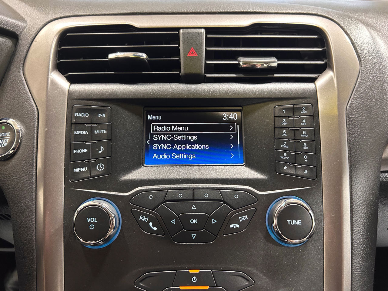 Ford Fusion S FWD 2019