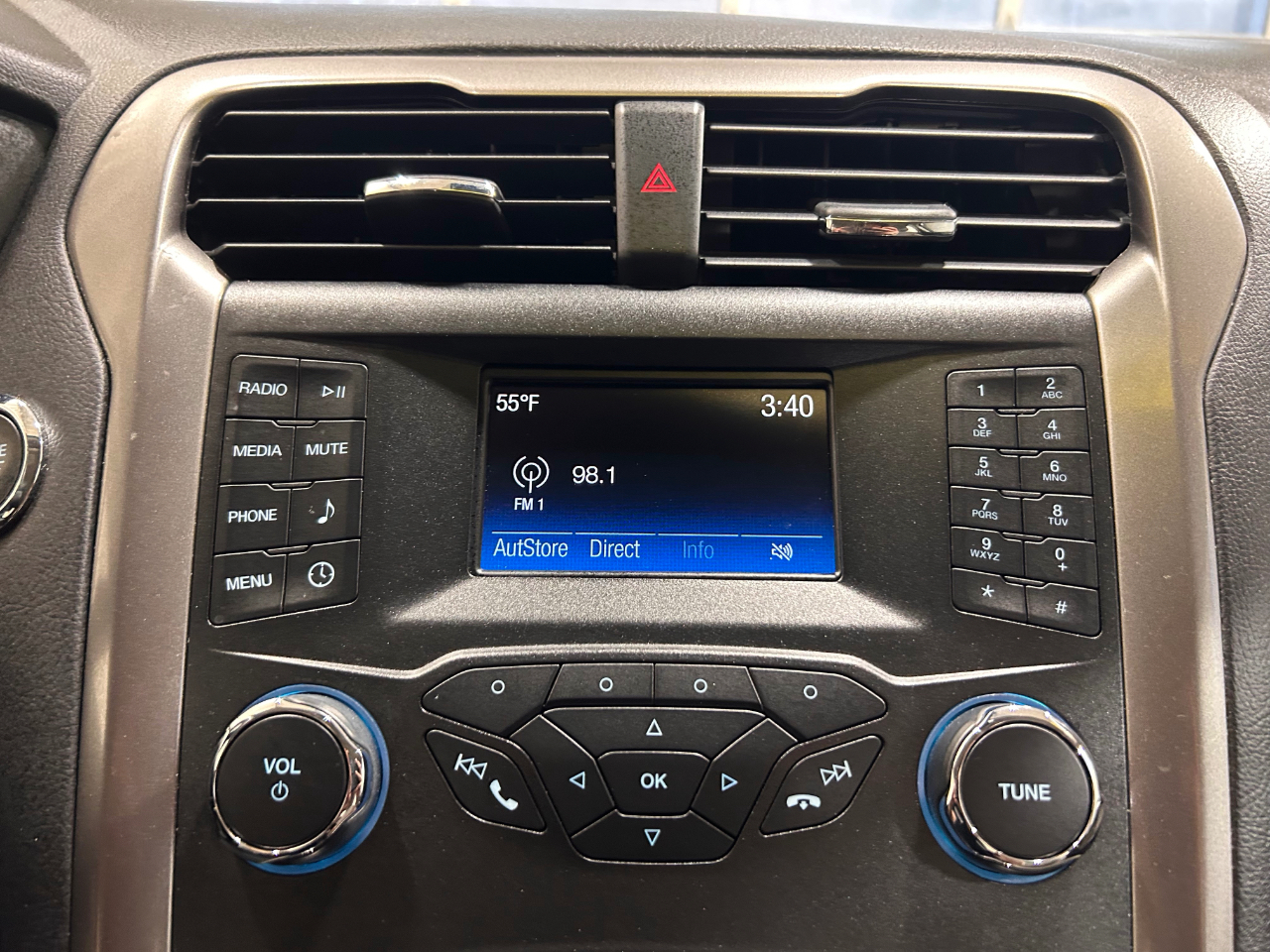 Ford Fusion S FWD 2019