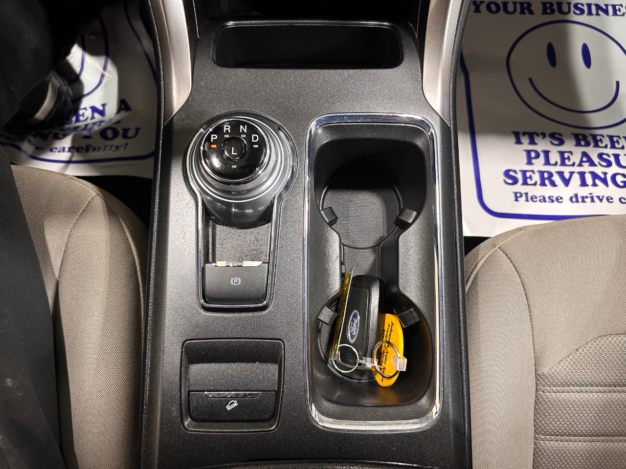 Ford Fusion S FWD 2019