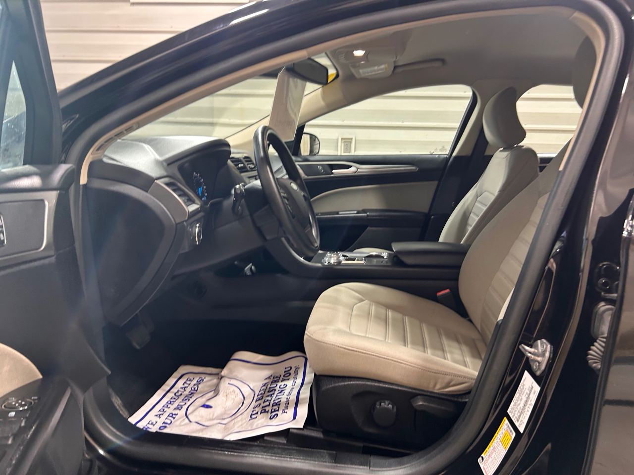 Ford Fusion S FWD 2019