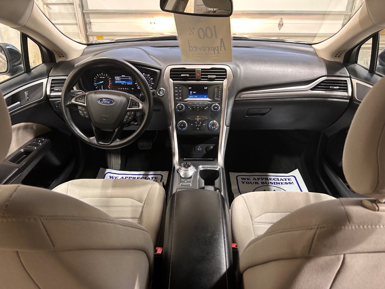 Ford Fusion S FWD 2019