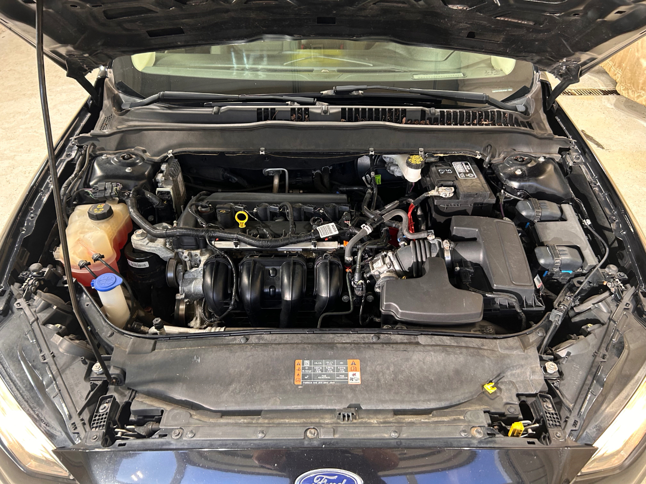 Ford Fusion S FWD 2019