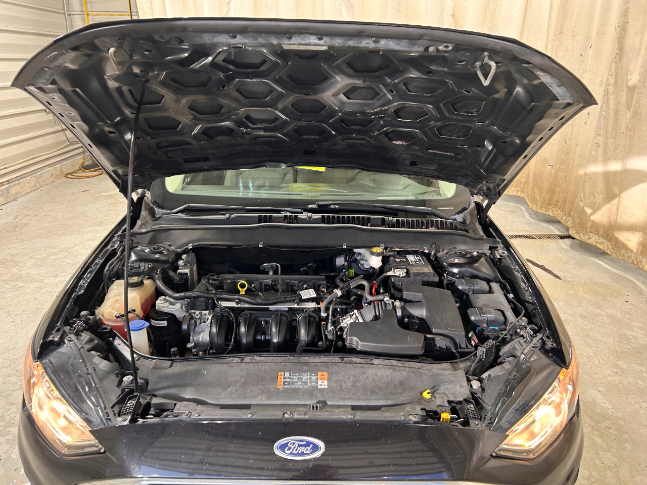 Ford Fusion S FWD 2019