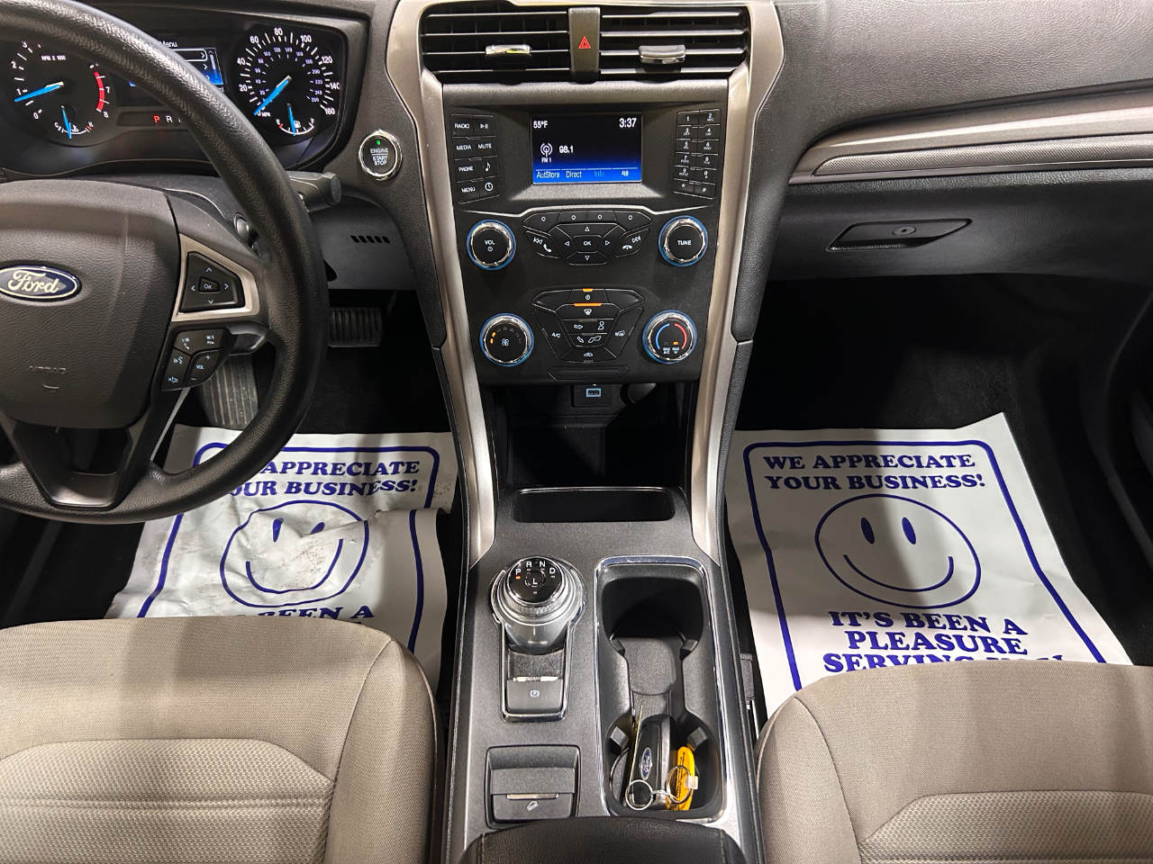 Ford Fusion S FWD 2019