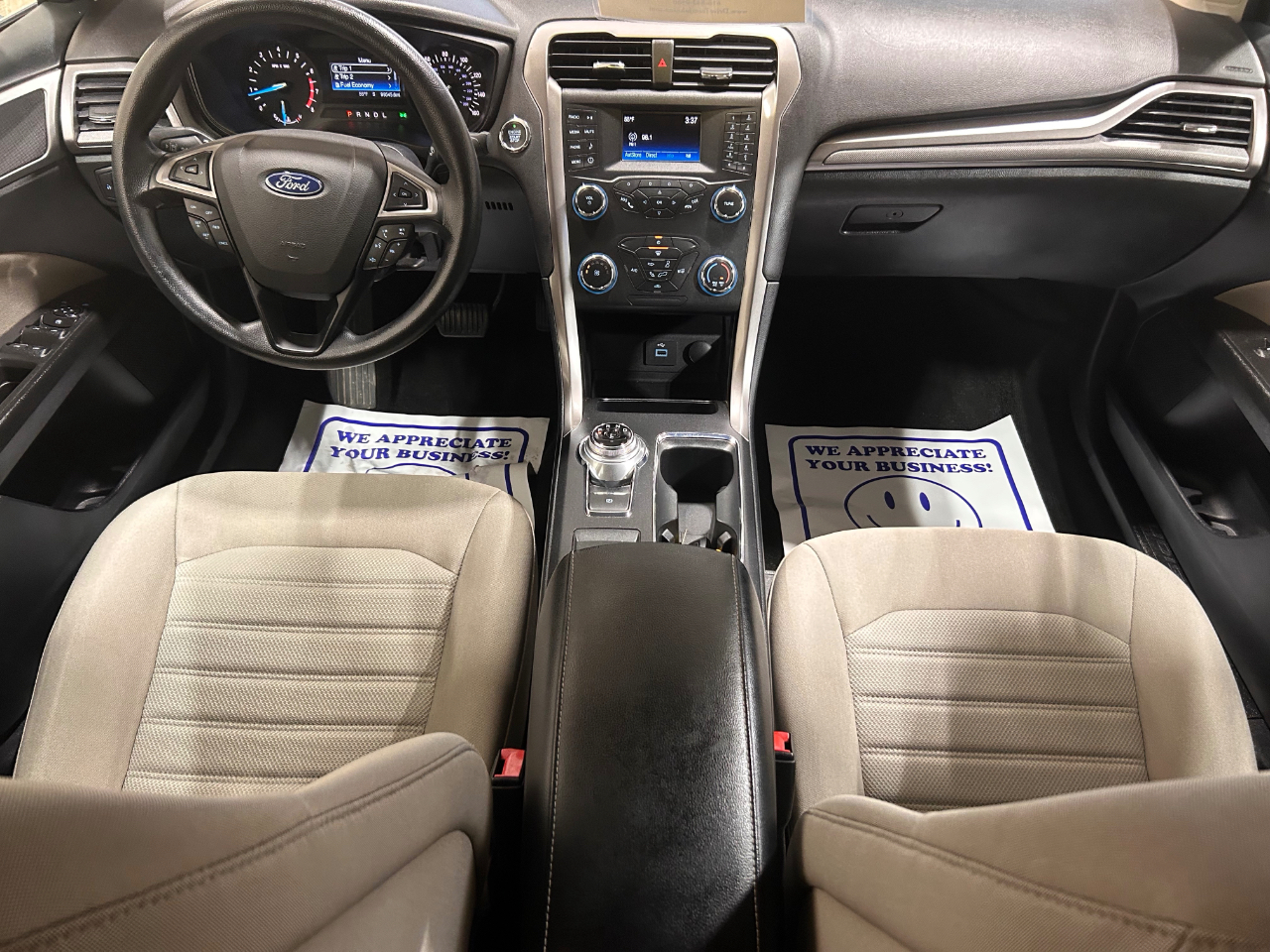 Ford Fusion S FWD 2019