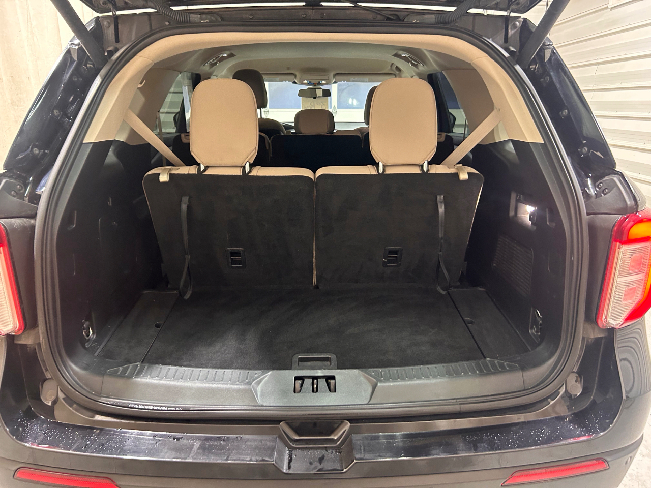 Ford Explorer Base 4WD 2020