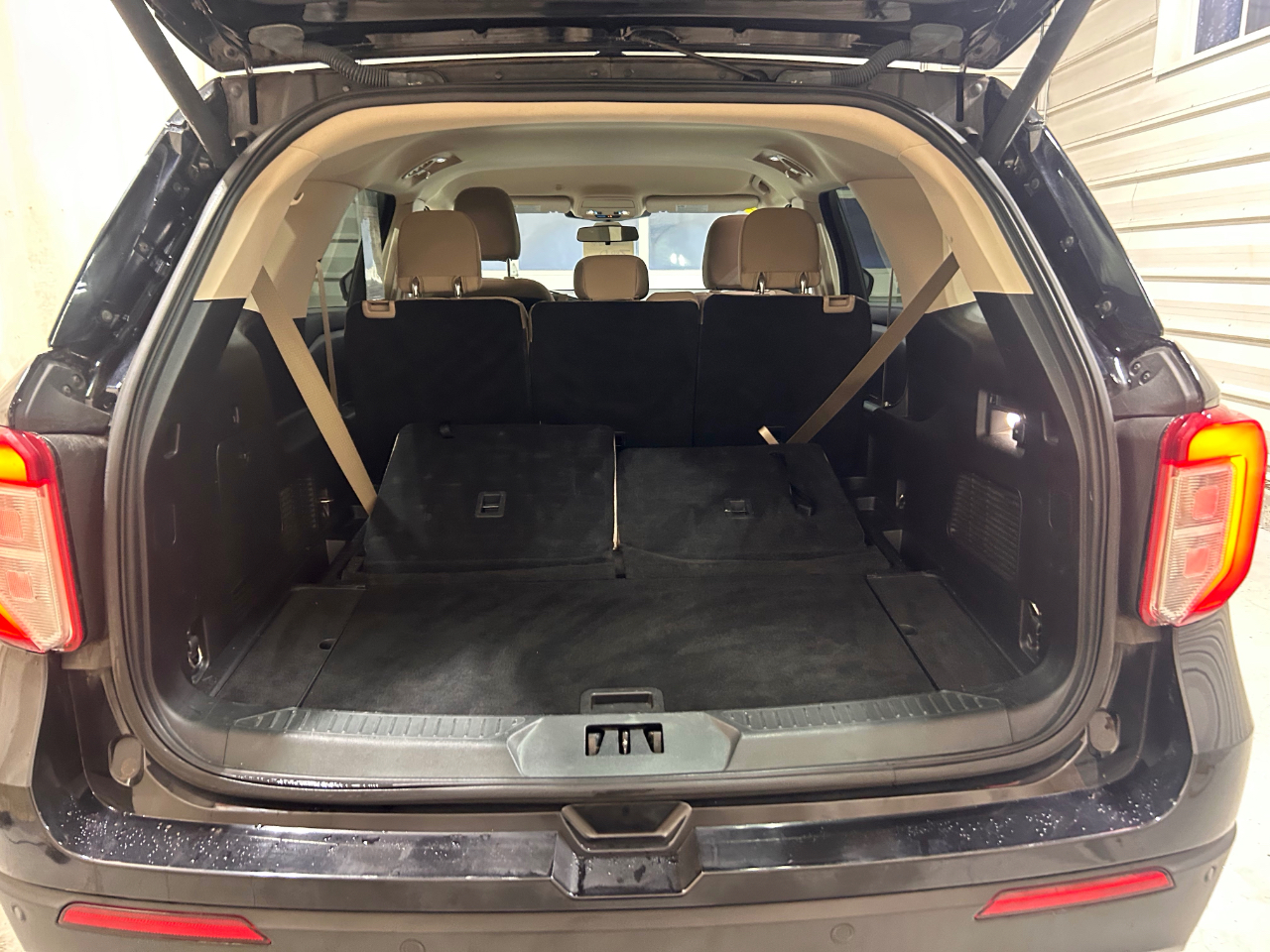 Ford Explorer Base 4WD 2020