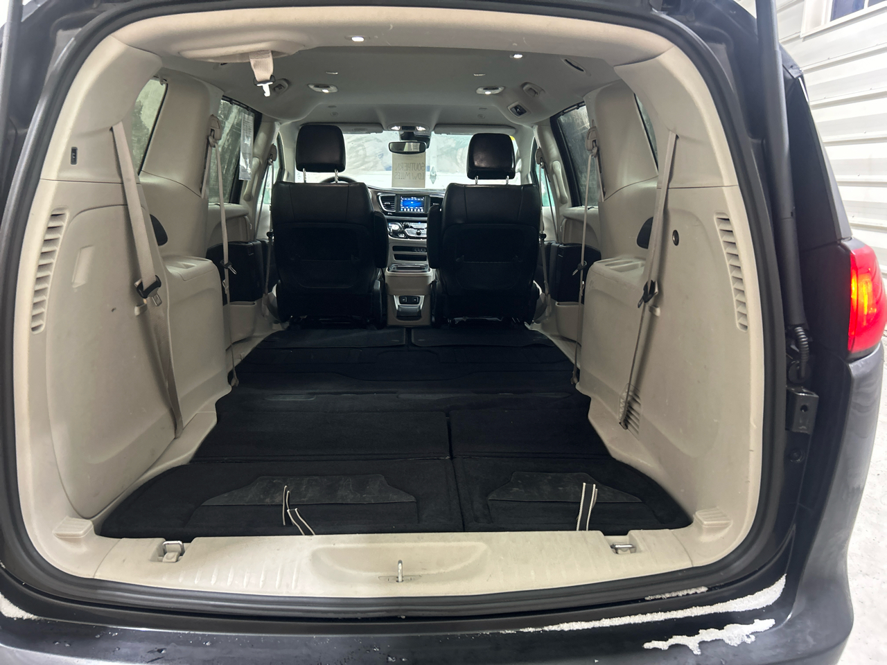 Chrysler Voyager LXI FWD 2021