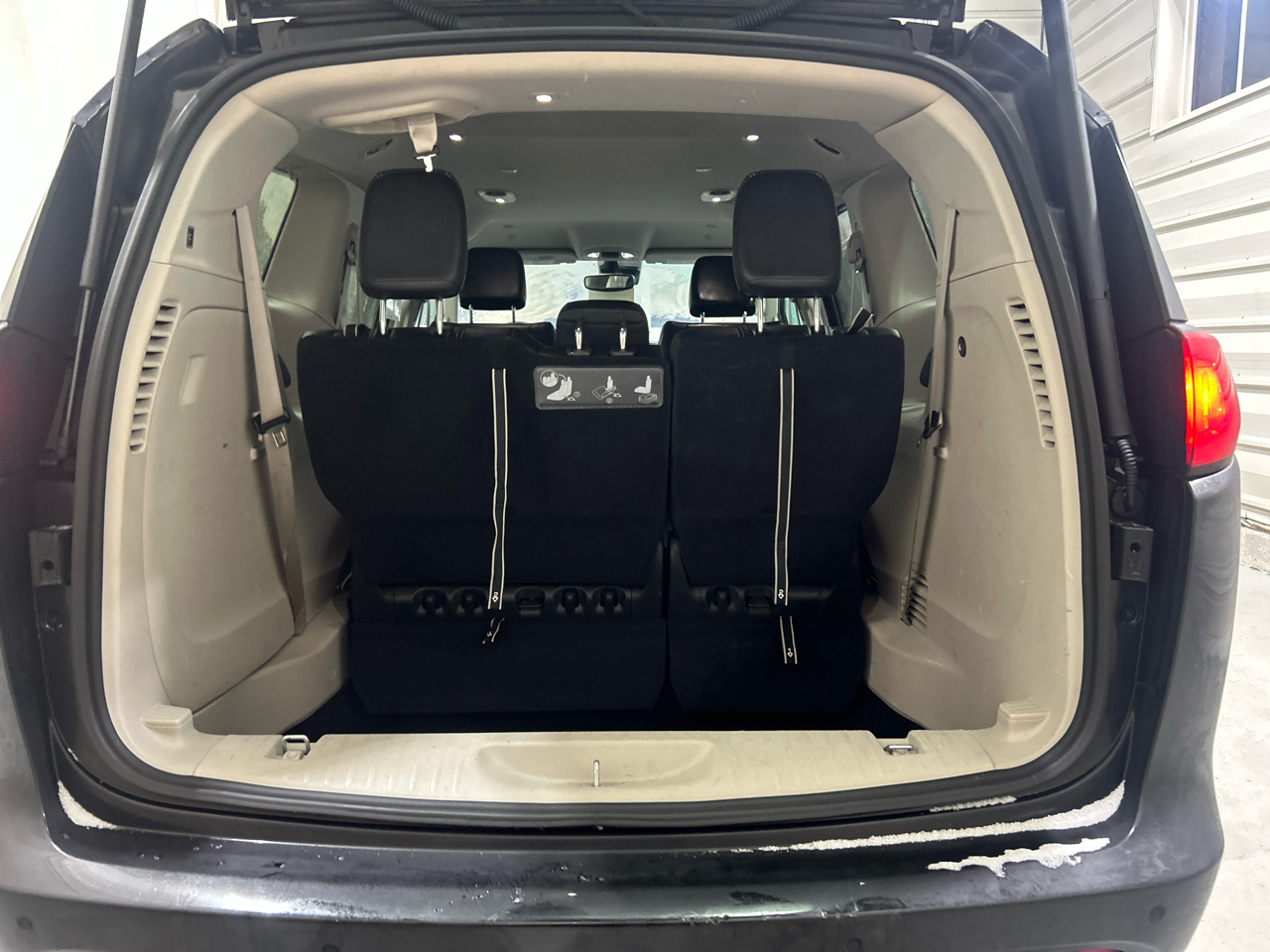 Chrysler Voyager LXI FWD 2021