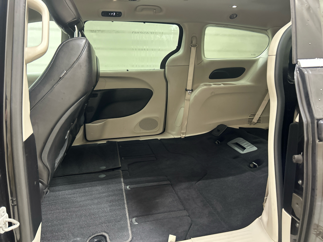 Chrysler Voyager LXI FWD 2021