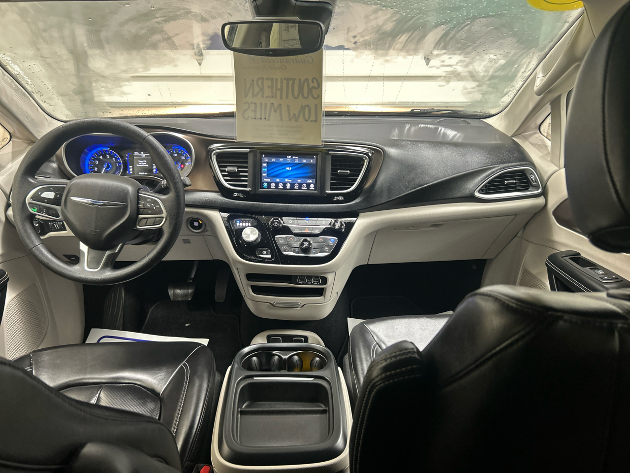 Chrysler Voyager LXI FWD 2021