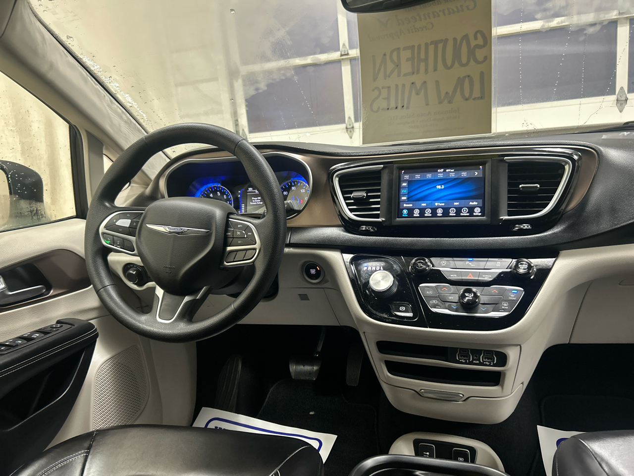 Chrysler Voyager LXI FWD 2021