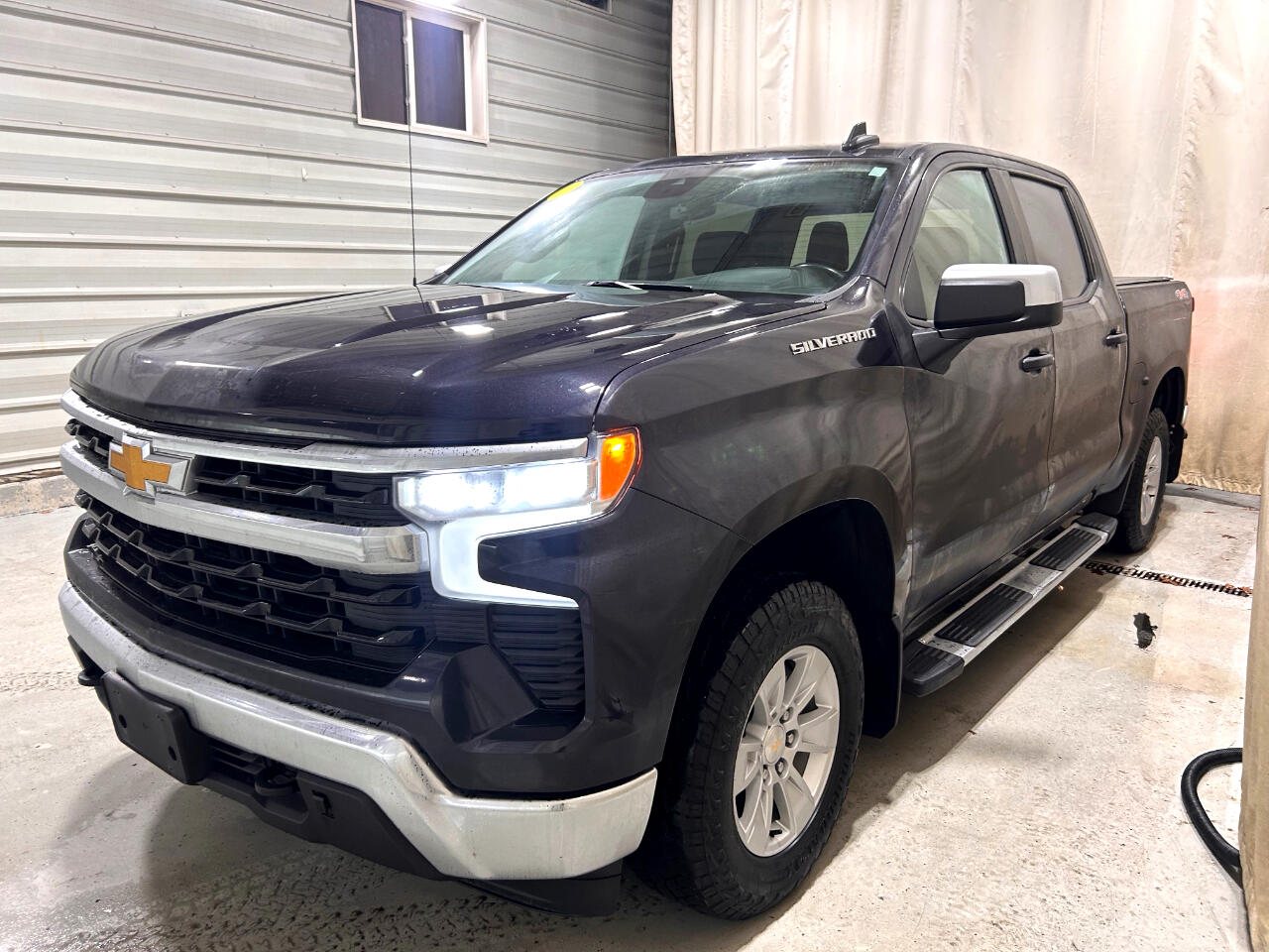 Chevrolet Silverado 1500 4WD Crew Cab 147" LT w/1LT 2023