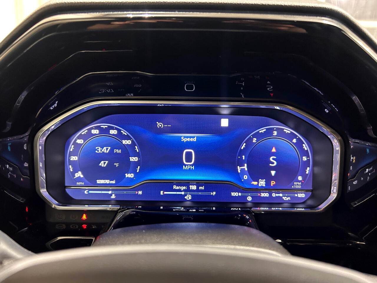 Chevrolet Silverado 1500 4WD Crew Cab 147" LT w/1LT 2023