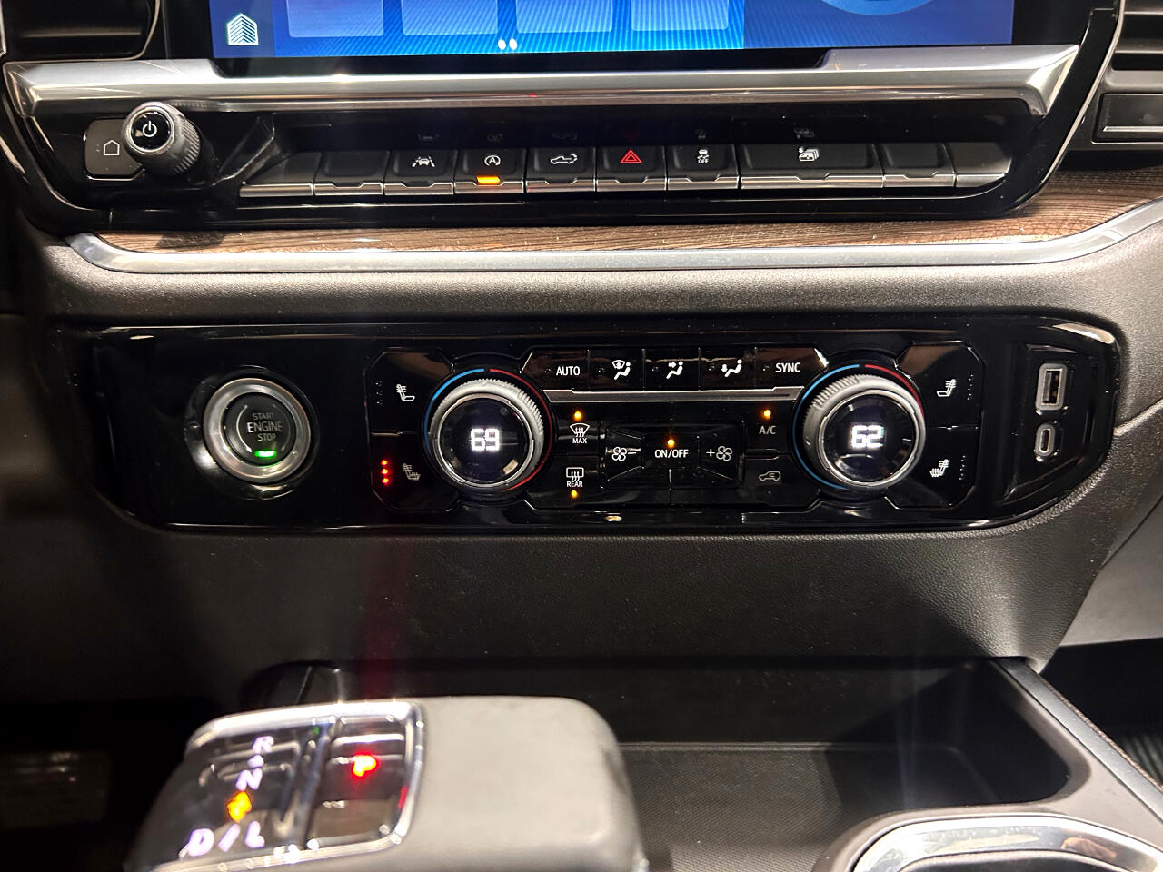 Chevrolet Silverado 1500 4WD Crew Cab 147" LT w/1LT 2023