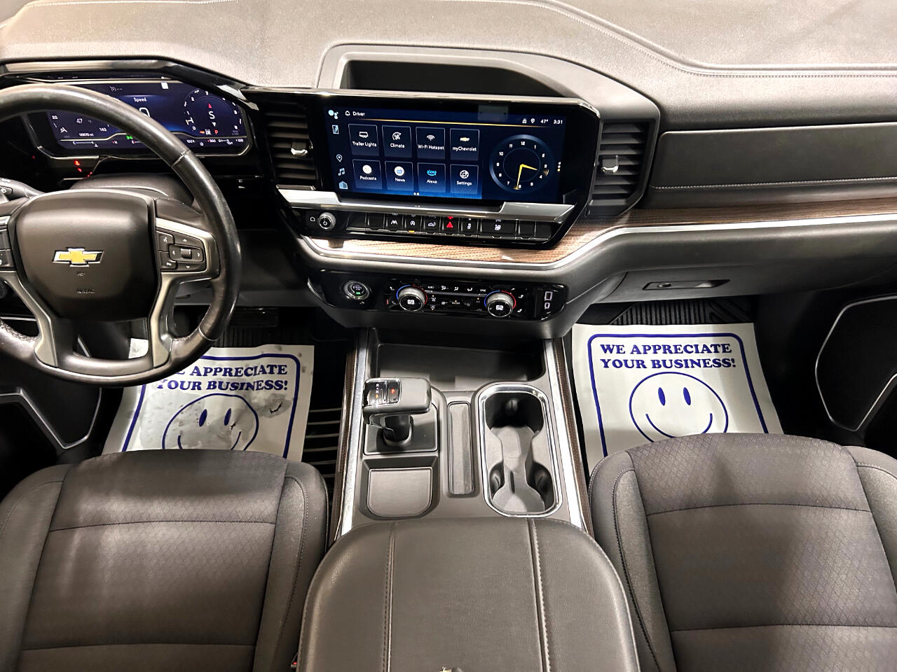 Chevrolet Silverado 1500 4WD Crew Cab 147" LT w/1LT 2023