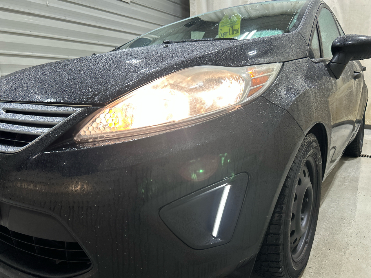 Ford Fiesta 4dr Sdn SE 2013