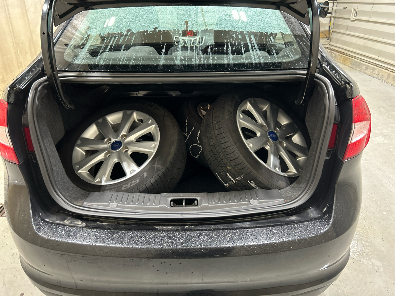 Ford Fiesta 4dr Sdn SE 2013