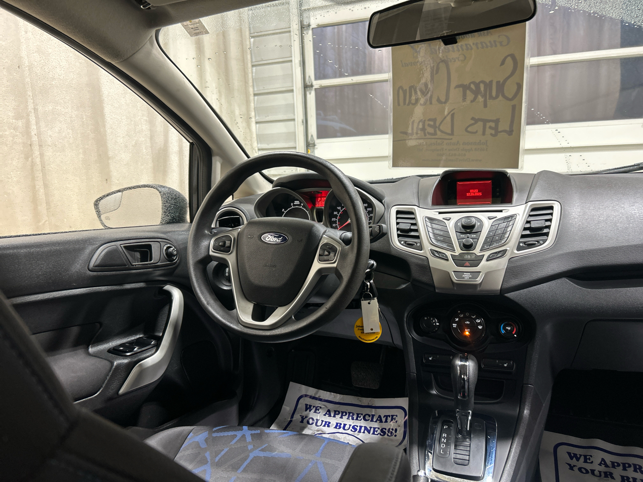 Ford Fiesta 4dr Sdn SE 2013